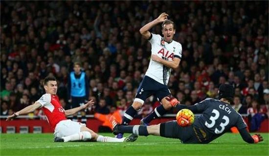 获得亚军的 获得亚军的